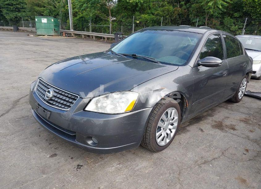 Photo 2 of 2005 Nissan Altima 2.5 S (VIN 1N4AL11D55C355888)