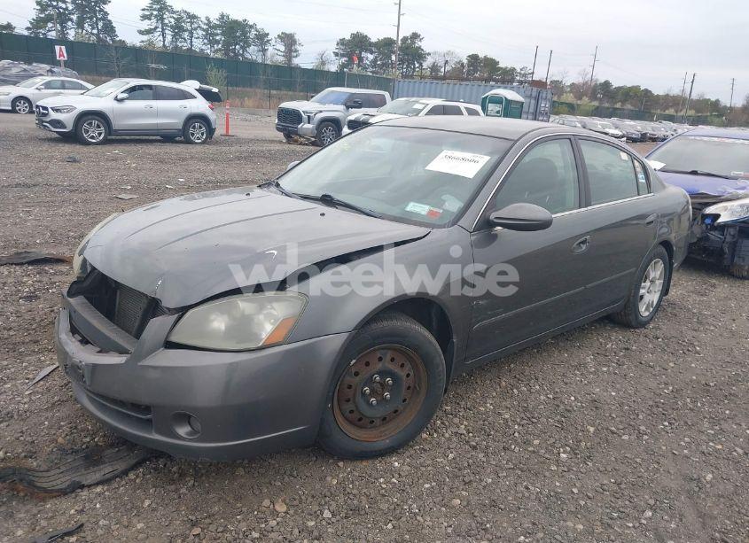 Photo 2 of 2005 Nissan Altima 2.5 S (VIN 1N4AL11D55N439150)