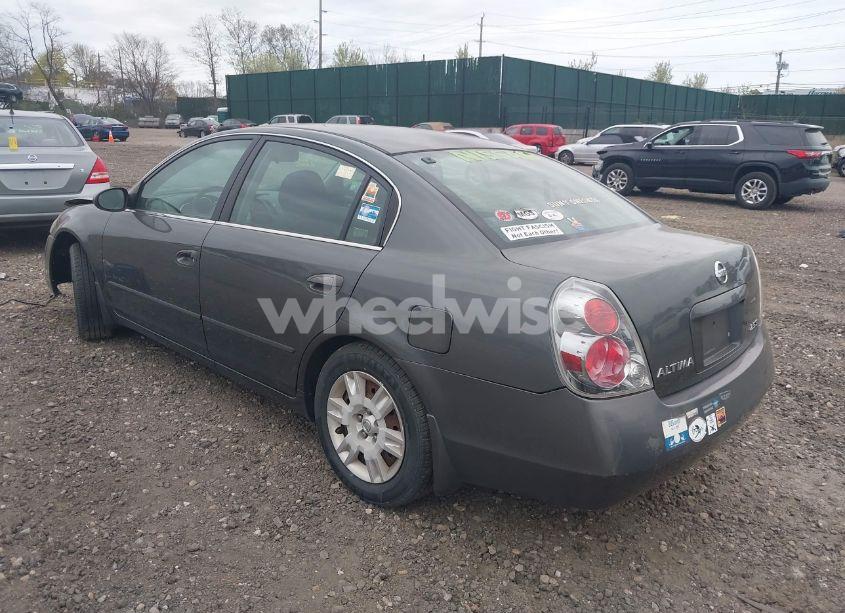 Photo 3 of 2005 Nissan Altima 2.5 S (VIN 1N4AL11D55N439150)