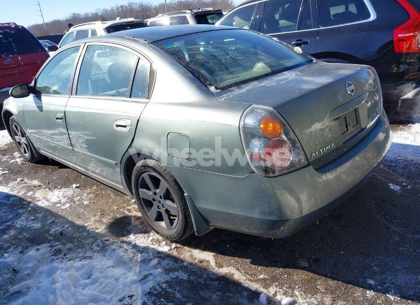Photo 3 of 2002 Nissan Altima 2.5 S (VIN 1N4AL11D62C701569)