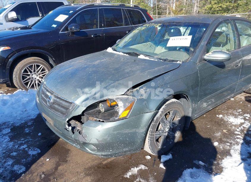 Photo 6 of 2002 Nissan Altima 2.5 S (VIN 1N4AL11D62C701569)