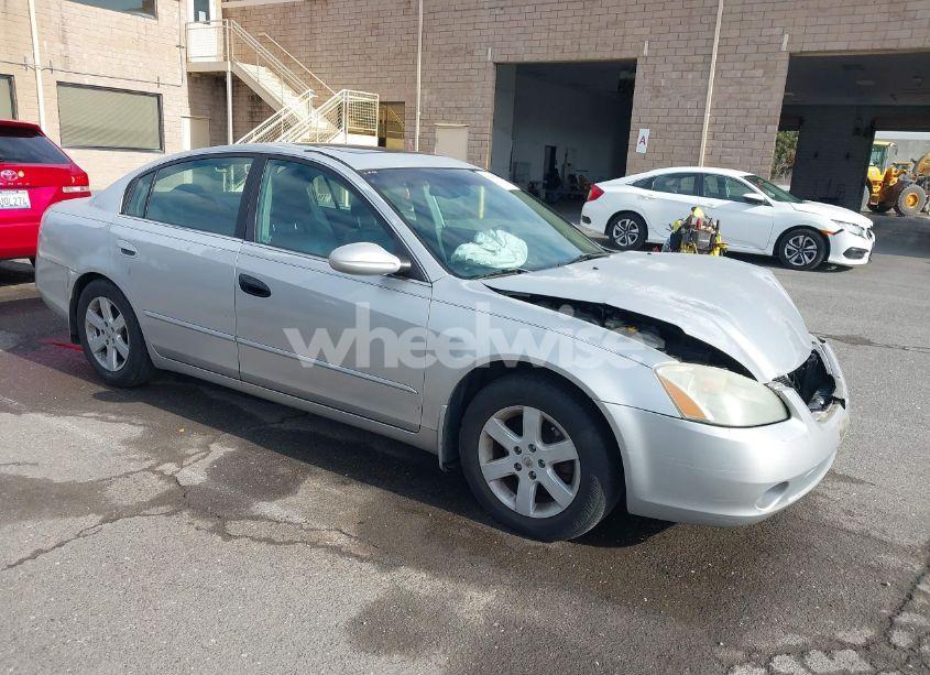 2002 Nissan Altima 2.5 SL (VIN 1N4AL11D62C717139) main photo