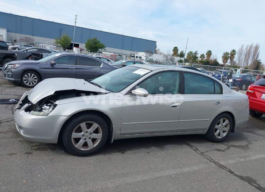 Photo 15 of 2002 Nissan Altima 2.5 SL (VIN 1N4AL11D62C717139)