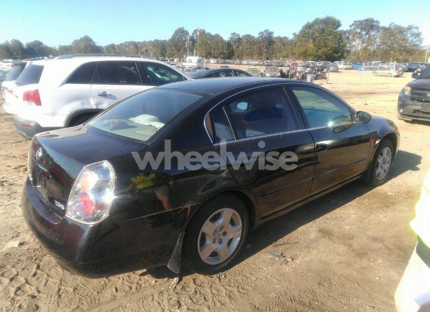 Photo 4 of 2004 Nissan Altima 2.5 S (VIN 1N4AL11D64C123721)