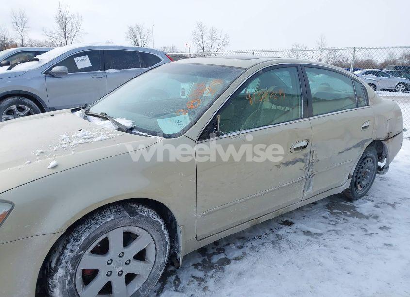Photo 6 of 2004 Nissan Altima 2.5 SL (VIN 1N4AL11D64C192618)