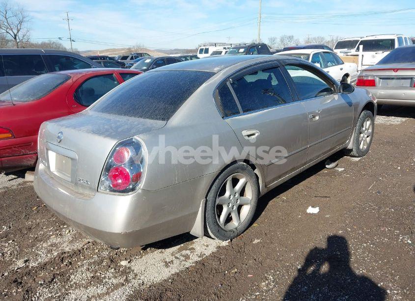 Photo 4 of 2005 Nissan Altima 2.5 S (VIN 1N4AL11D65C227952)