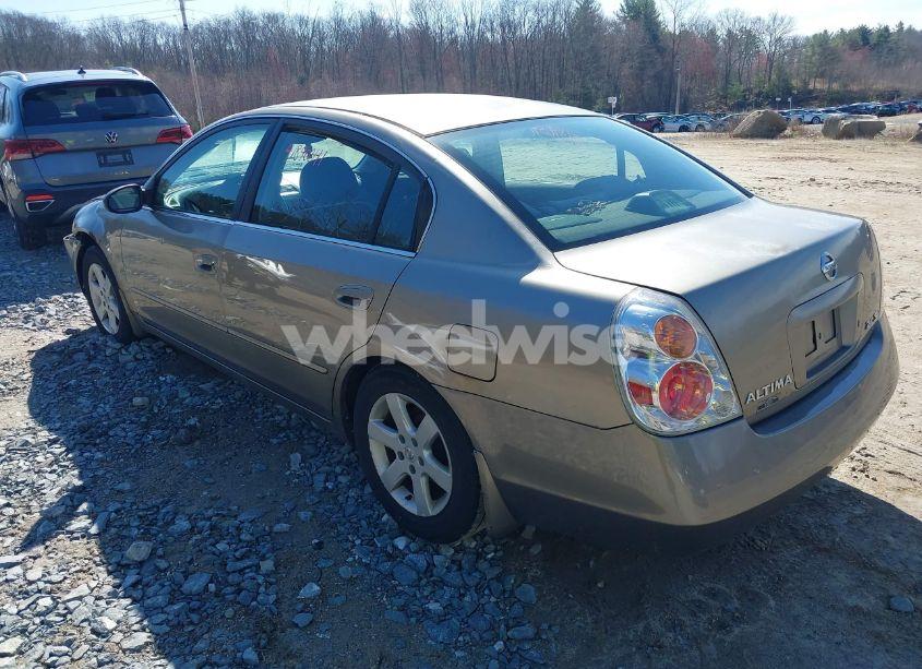 Photo 3 of 2002 Nissan Altima 2.5 S (VIN 1N4AL11D72C134305)