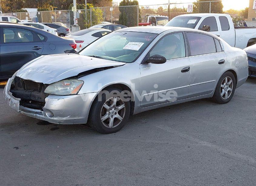 Photo 2 of 2002 Nissan Altima 2.5 S (VIN 1N4AL11D72C174190)