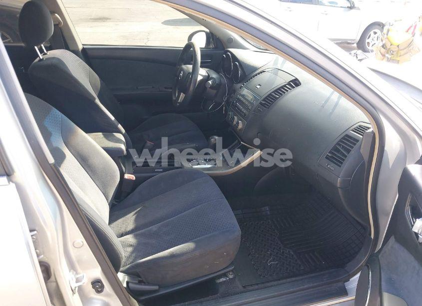 Photo 5 of 2005 Nissan Altima 2.5 S (VIN 1N4AL11D75C133434)