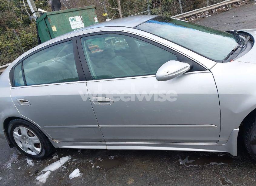 Photo 13 of 2005 Nissan Altima 2.5 S (VIN 1N4AL11D75C143915)