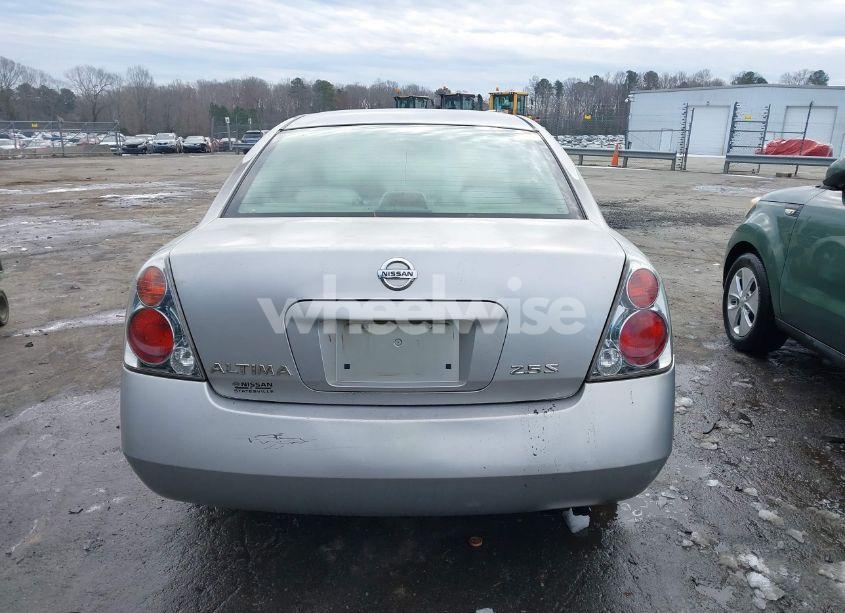 Photo 16 of 2005 Nissan Altima 2.5 S (VIN 1N4AL11D75C143915)
