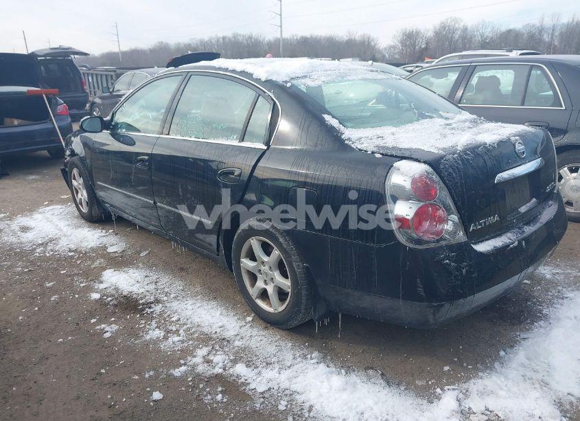Photo 3 of 2005 Nissan Altima 2.5 S (VIN 1N4AL11D75C223828)