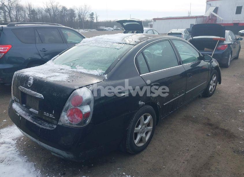 Photo 4 of 2005 Nissan Altima 2.5 S (VIN 1N4AL11D75C223828)