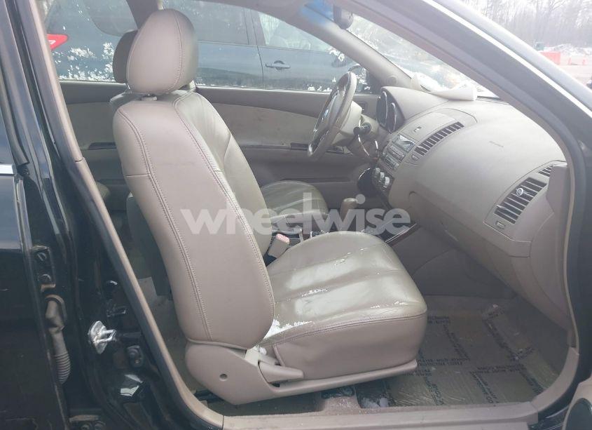 Photo 5 of 2005 Nissan Altima 2.5 S (VIN 1N4AL11D75C223828)