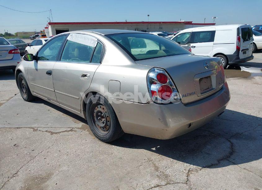 Photo 3 of 2005 Nissan Altima 2.5 S (VIN 1N4AL11D75C233999)