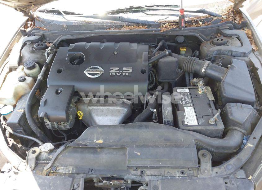 Photo 10 of 2005 Nissan Altima 2.5 S (VIN 1N4AL11D75C322990)