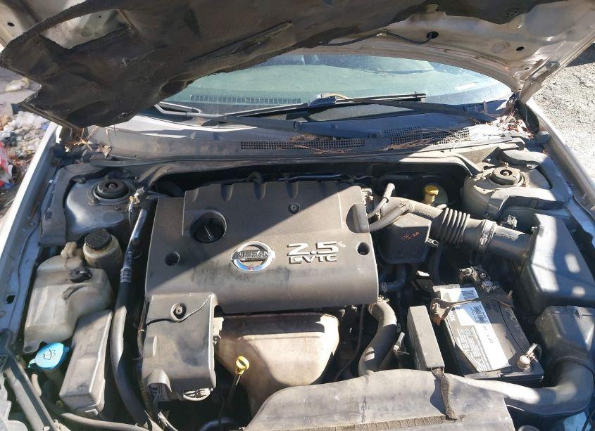 Photo 10 of 2005 Nissan Altima 2.5 S (VIN 1N4AL11D75C349140)