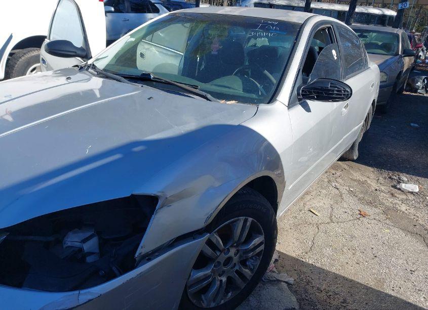 Photo 2 of 2005 Nissan Altima 2.5 S (VIN 1N4AL11D75C349140)