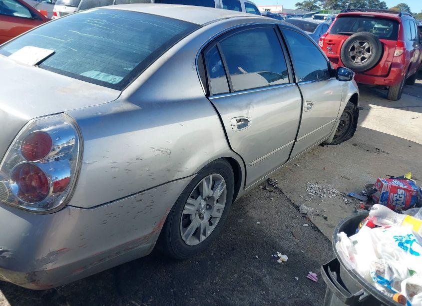 Photo 4 of 2005 Nissan Altima 2.5 S (VIN 1N4AL11D75C349140)