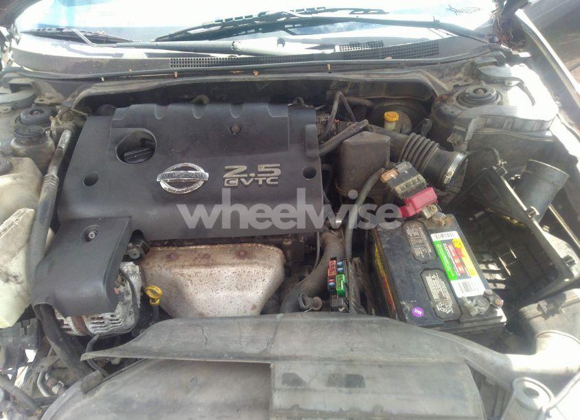 Photo 10 of 2005 Nissan Altima 2.5 S (VIN 1N4AL11D75N487474)