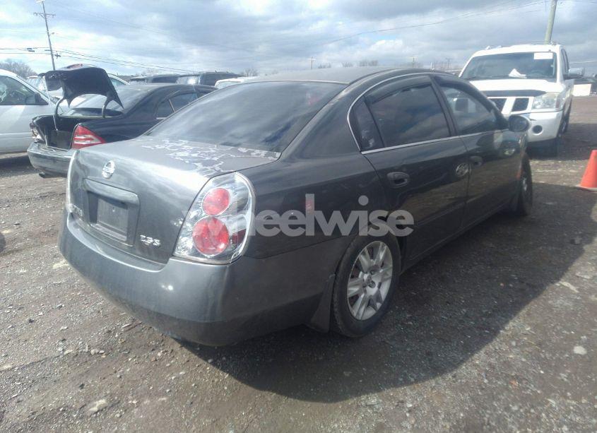 Photo 4 of 2005 Nissan Altima 2.5 S (VIN 1N4AL11D75N487474)