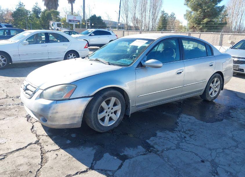 Photo 2 of 2004 Nissan Altima 2.5 S (VIN 1N4AL11D84C138480)