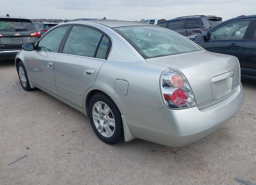 Photo 3 of 2005 Nissan Altima 2.5 S (VIN 1N4AL11D85C213924)