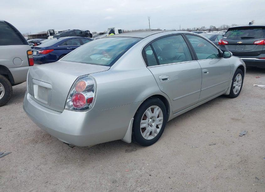 Photo 4 of 2005 Nissan Altima 2.5 S (VIN 1N4AL11D85C213924)