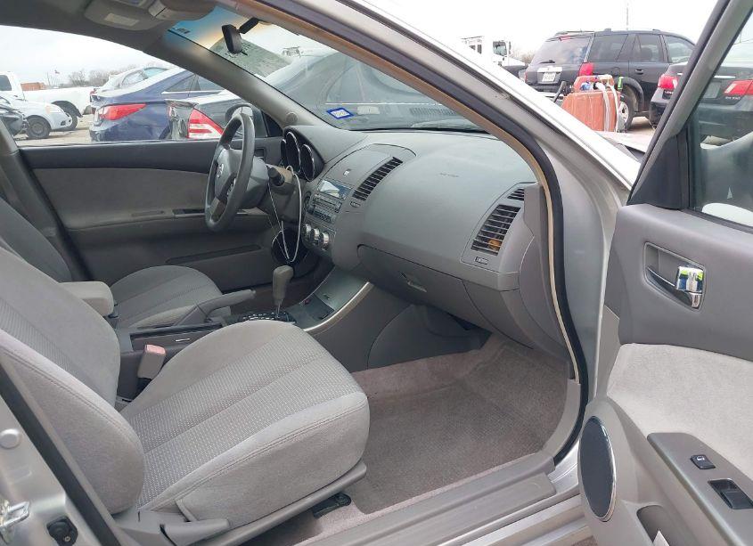 Photo 5 of 2005 Nissan Altima 2.5 S (VIN 1N4AL11D85C213924)