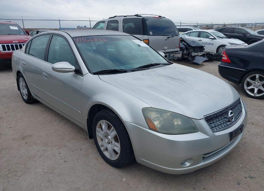 Photo 6 of 2005 Nissan Altima 2.5 S (VIN 1N4AL11D85C213924)