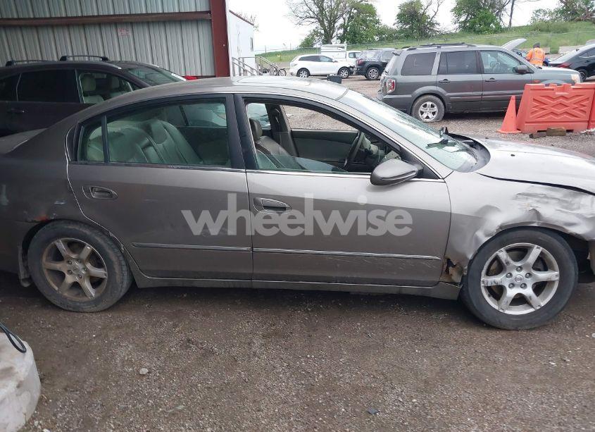 Photo 13 of 2005 Nissan Altima 2.5 S (VIN 1N4AL11D85C240671)