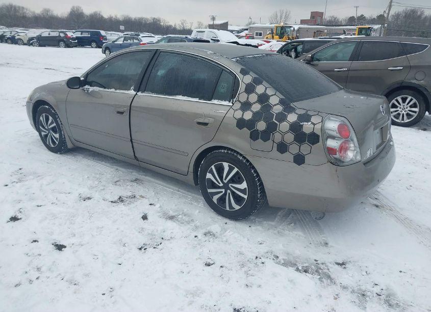 Photo 3 of 2005 Nissan Altima 2.5 S (VIN 1N4AL11D85C240900)