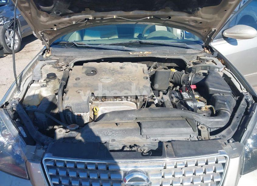 Photo 10 of 2005 Nissan Altima 2.5 S (VIN 1N4AL11D85N452880)