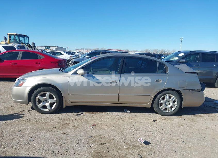 Photo 14 of 2005 Nissan Altima 2.5 S (VIN 1N4AL11D85N452880)