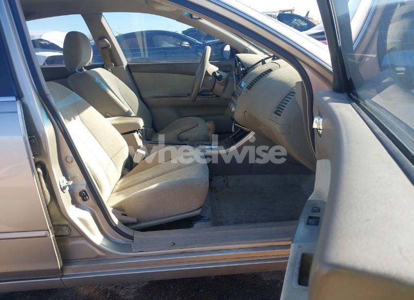 Photo 5 of 2005 Nissan Altima 2.5 S (VIN 1N4AL11D85N452880)