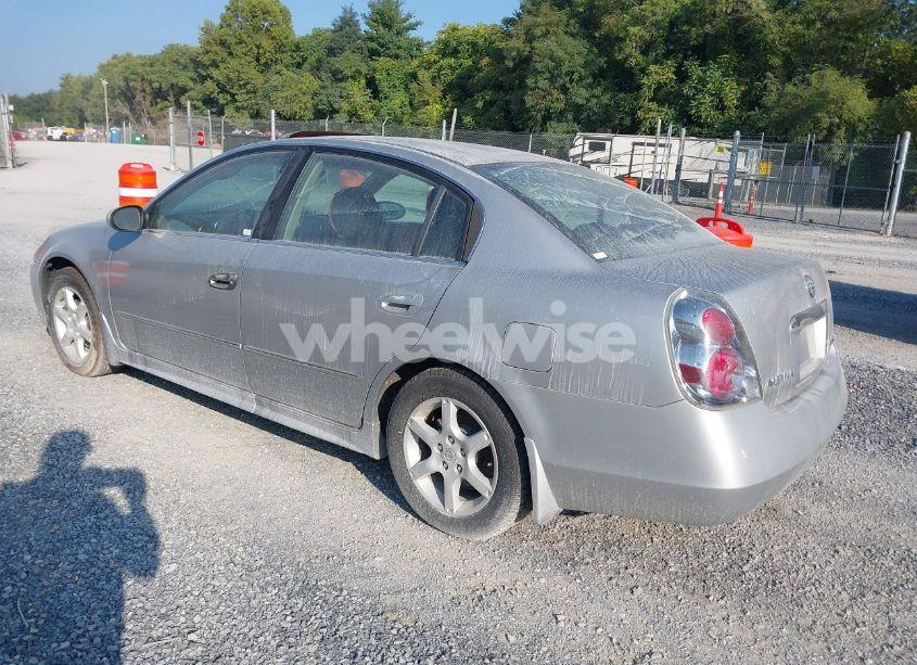 Photo 3 of 2005 Nissan Altima 2.5 S (VIN 1N4AL11D85N495406)