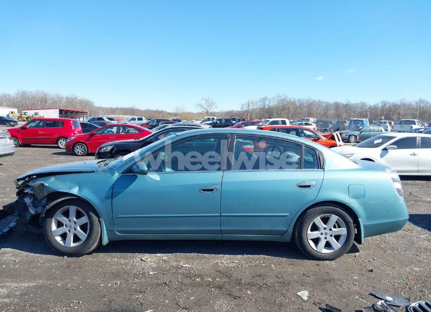 Photo 14 of 2002 Nissan Altima 2.5 S (VIN 1N4AL11D92C152451)
