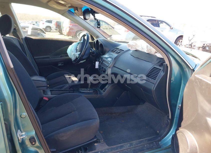 Photo 5 of 2002 Nissan Altima 2.5 S (VIN 1N4AL11D92C152451)