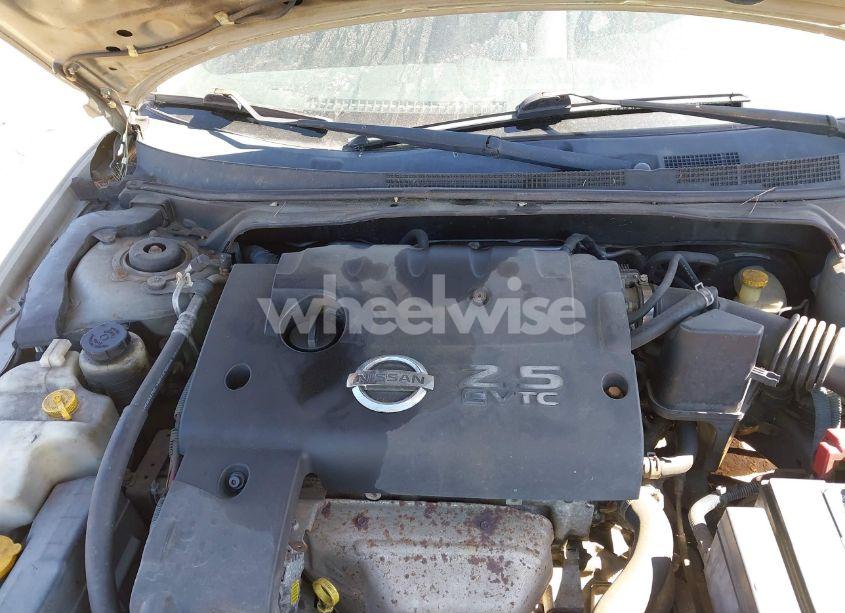 Photo 10 of 2002 Nissan Altima 2.5 S (VIN 1N4AL11D92C225382)