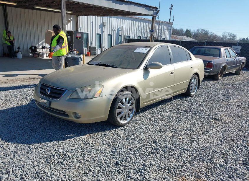Photo 2 of 2002 Nissan Altima 2.5 S (VIN 1N4AL11D92C287784)