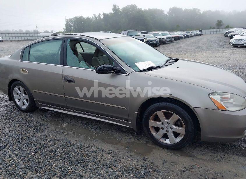 Photo 6 of 2003 Nissan Altima 2.5 S (VIN 1N4AL11D93C145629)