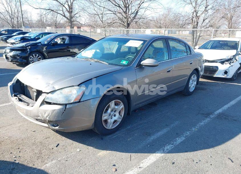 Photo 2 of 2003 Nissan Altima 2.5 S (VIN 1N4AL11D93C188061)