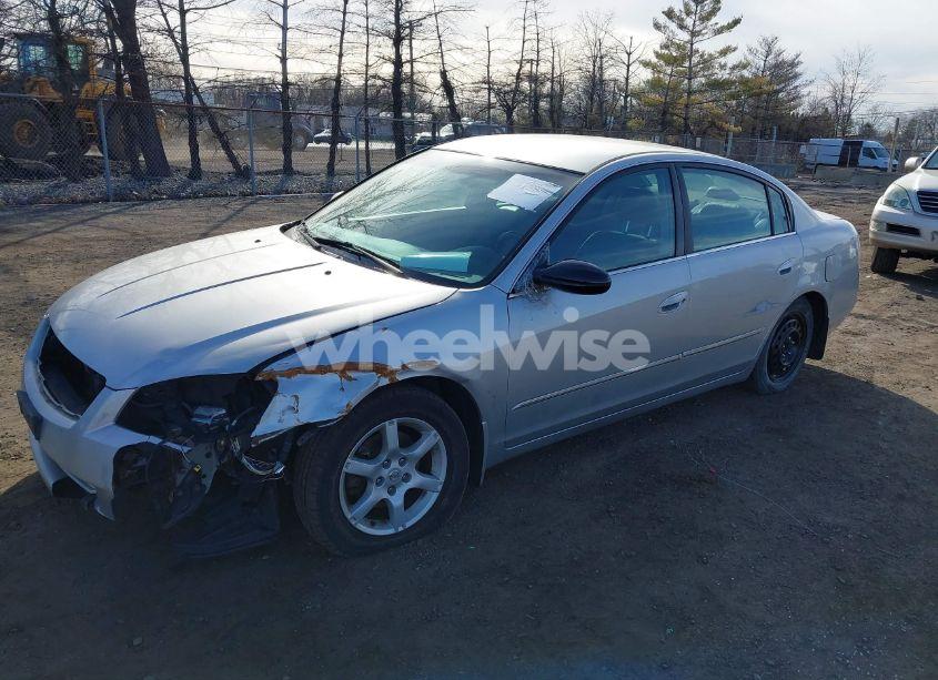 Photo 2 of 2005 Nissan Altima 2.5 S (VIN 1N4AL11D95C150137)