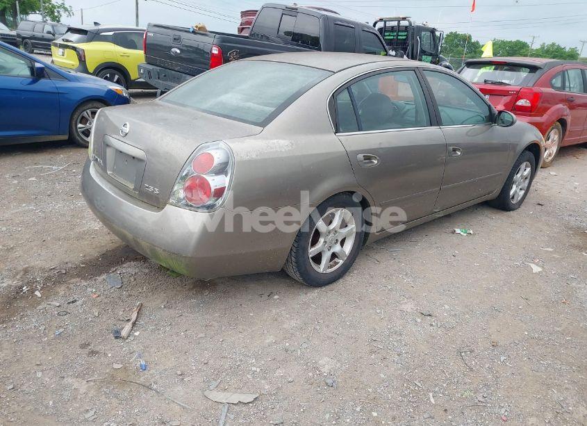 Photo 4 of 2005 Nissan Altima 2.5 S (VIN 1N4AL11D95C156309)