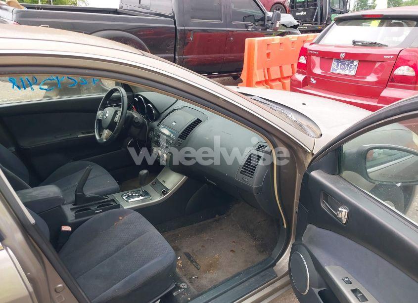 Photo 5 of 2005 Nissan Altima 2.5 S (VIN 1N4AL11D95C156309)