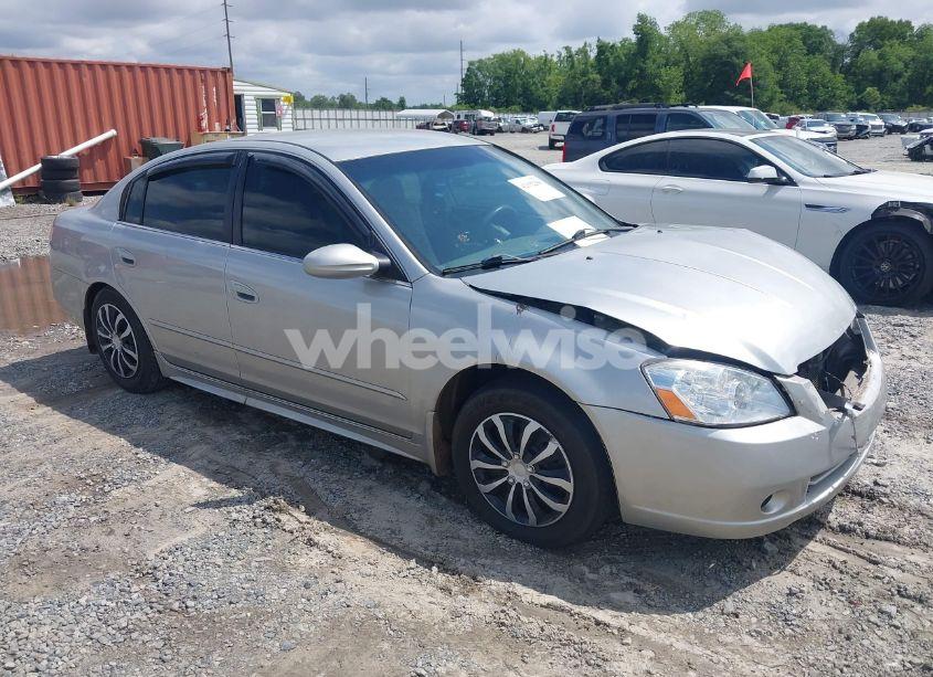 2005 Nissan Altima 2.5 S (VIN 1N4AL11D95C215715) main photo