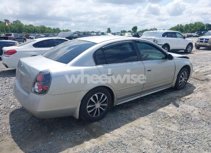 Photo 4 of 2005 Nissan Altima 2.5 S (VIN 1N4AL11D95C215715)