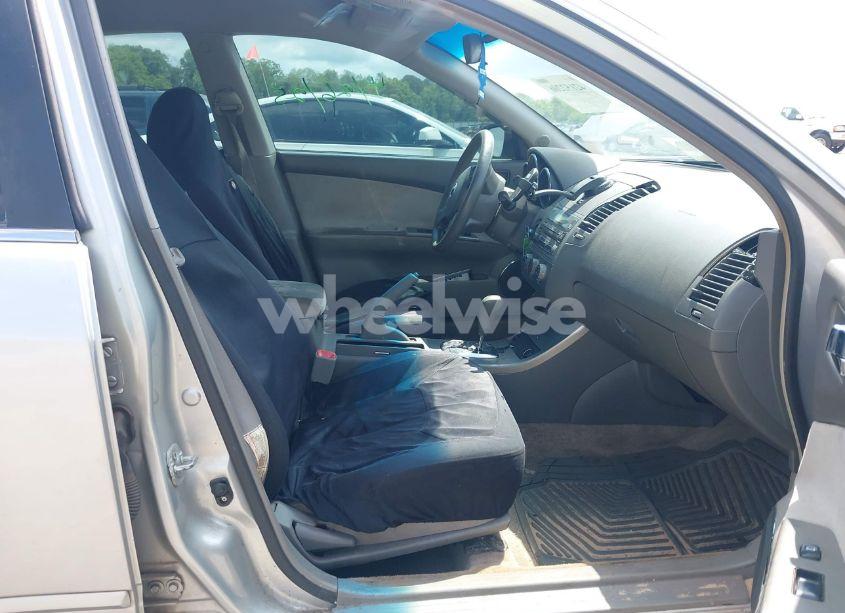 Photo 5 of 2005 Nissan Altima 2.5 S (VIN 1N4AL11D95C215715)