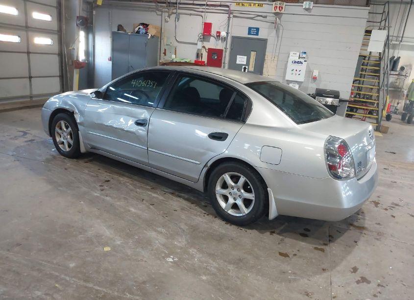 Photo 3 of 2005 Nissan Altima 2.5 S (VIN 1N4AL11D95C263974)