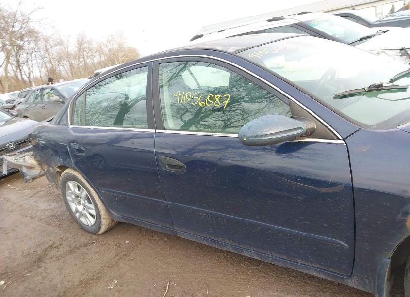 Photo 14 of 2005 Nissan Altima 2.5 S (VIN 1N4AL11D95C330783)